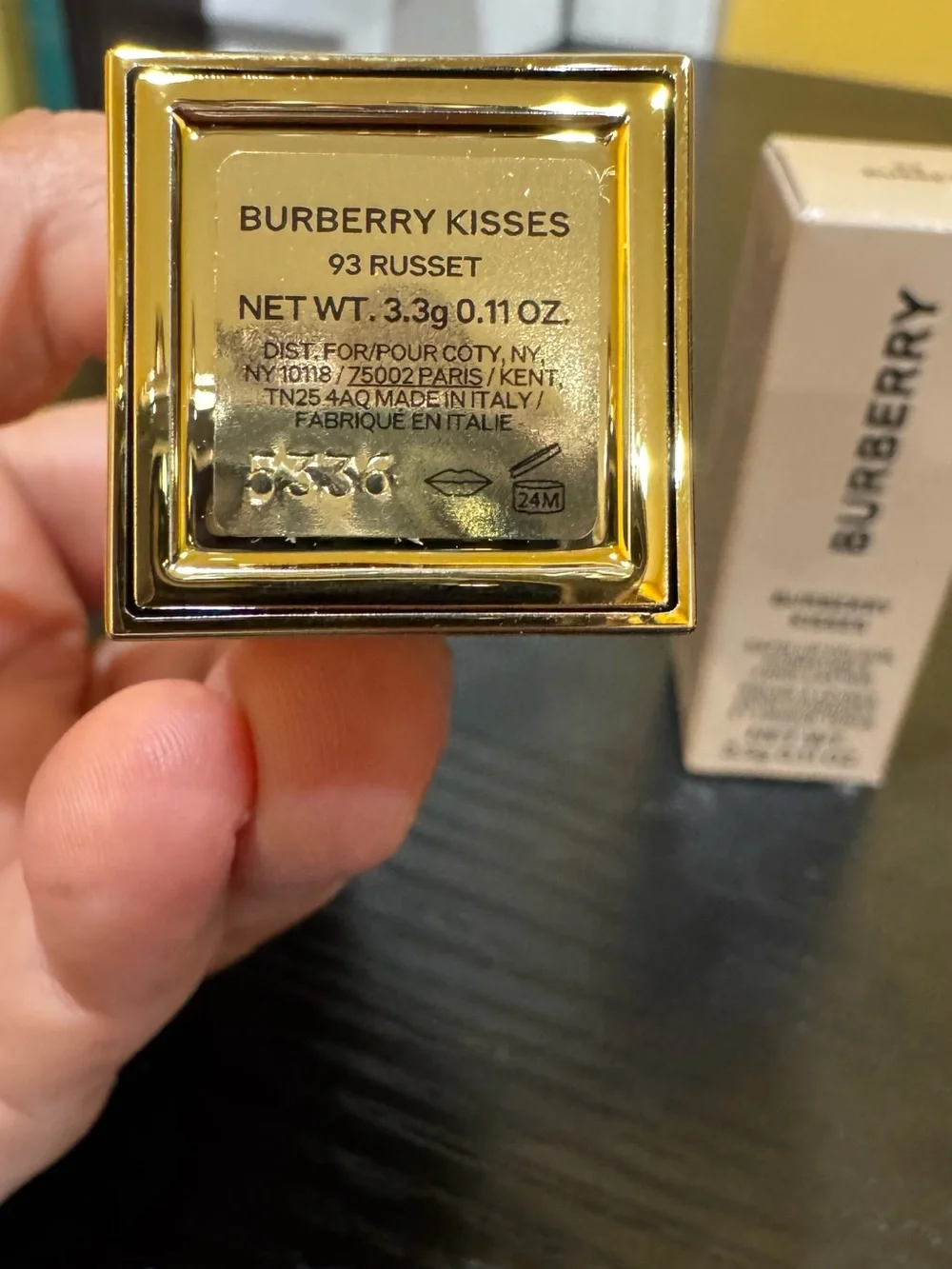 Burberry Kisses Satin Lipstick - Shade: 93 Russet BNIB